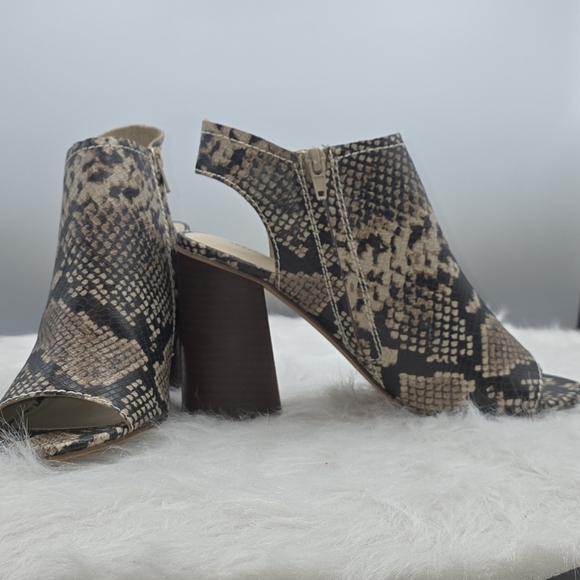 Treasure & Bond Faux Snakeskin Open-Toe Ankle Boots, Size 8.5 - Picture 8 of 10